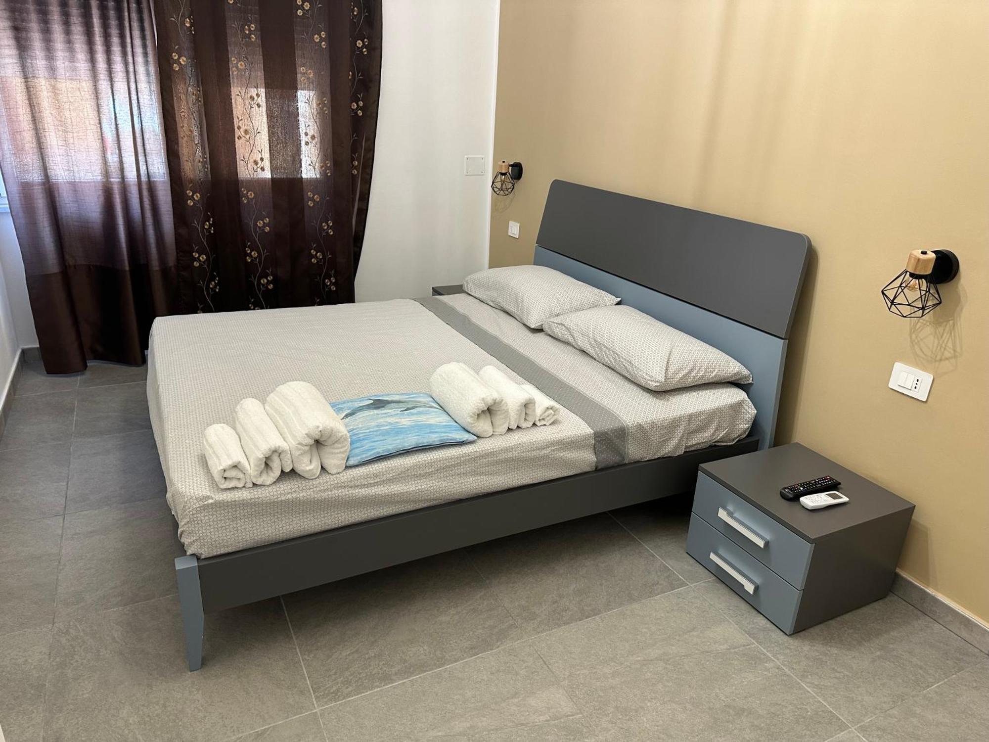 Nathouse Apartment วิลลาฟรังกา ติร์เรนา ภายนอก รูปภาพ