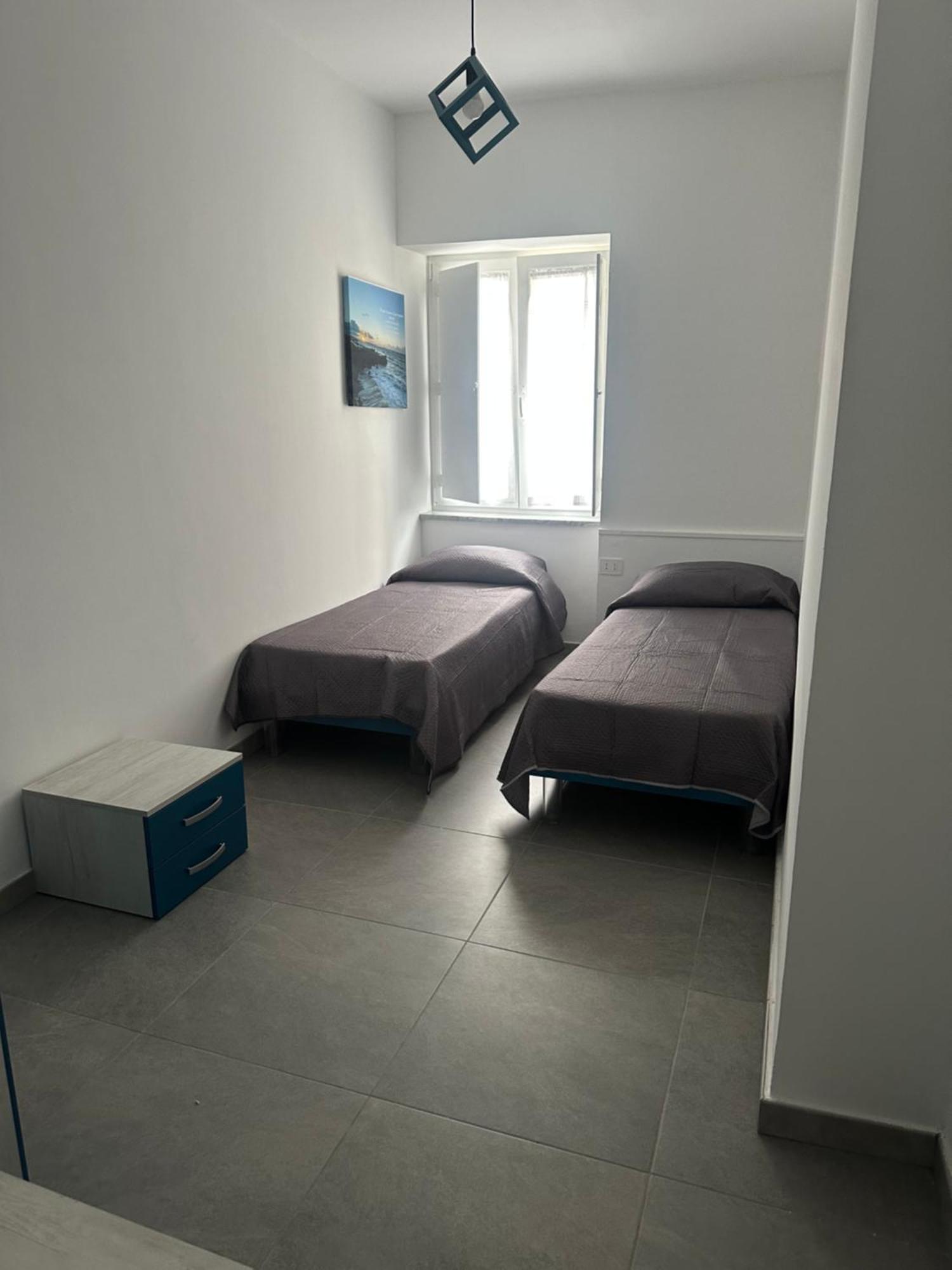 Nathouse Apartment วิลลาฟรังกา ติร์เรนา ภายนอก รูปภาพ